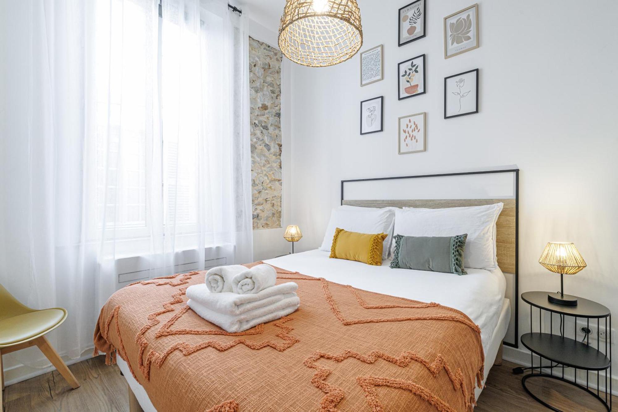 Old Town Antibes Superb New Flat, For 3, Ac, Wi-Fi Apartment Exterior foto